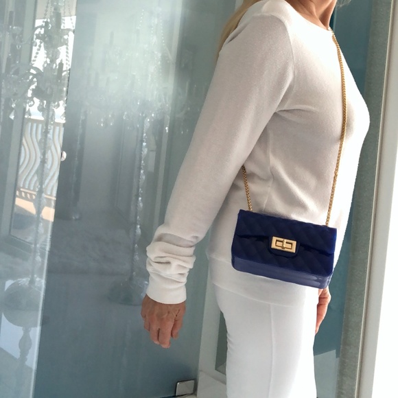 Small " shoulder/crossbody bag- - Picture 4 of 10